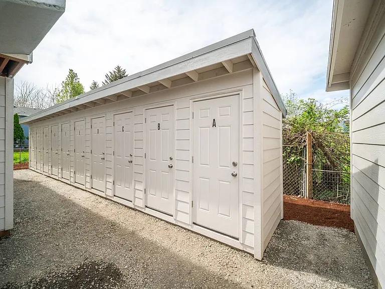 4005 SE 80th Ave — Photo 9