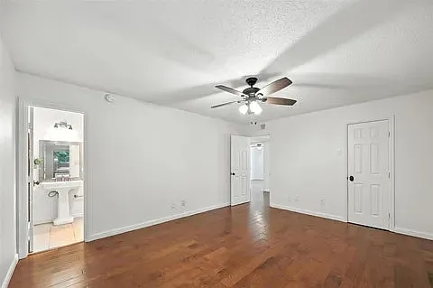 2733 E Wentwood Dr — Photo 17
