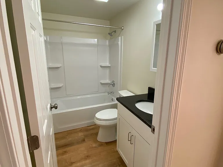 Oak Terrace Townhomes — Photo 56
