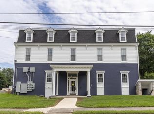 713 Locust St APT 8, Lebanon, PA 17042