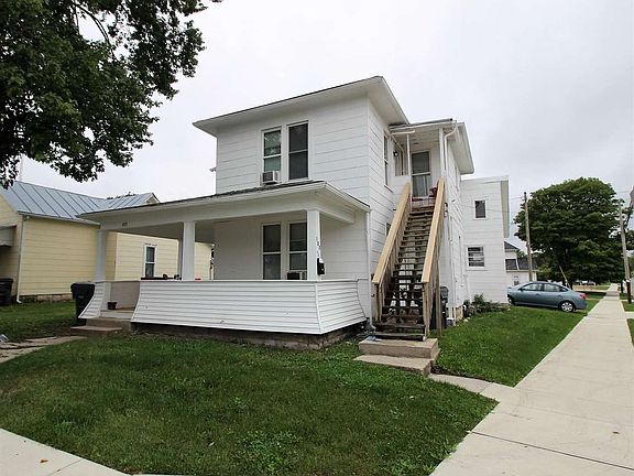 3rd image of 127 N Sycamore St