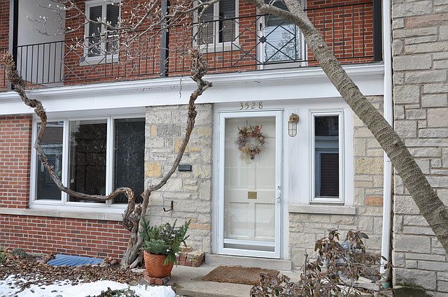 1st image of 3528 N Pine Grove Ave