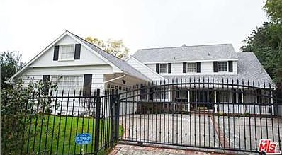 3rd image of 5030 Del Moreno Dr