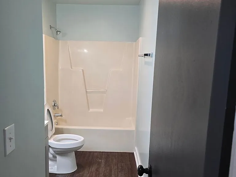 401 Hilltop Dr — Photo 20