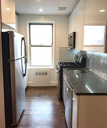 3rd image of 350 Sterling St APT 6M