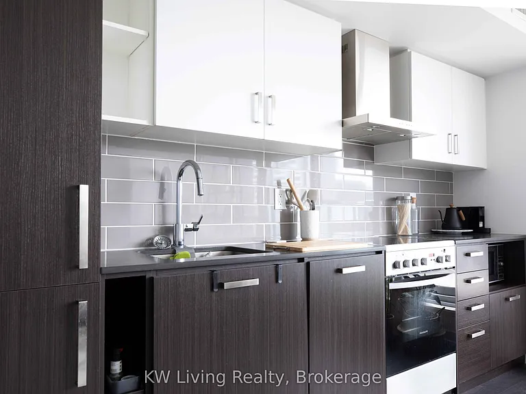 125 Redpath Ave #316 — Photo 7