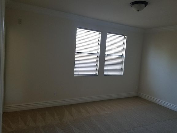 2nd image of 12745 Moorpark St #108