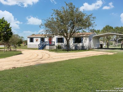 430 County Road 3821, San Antonio, TX, 78253