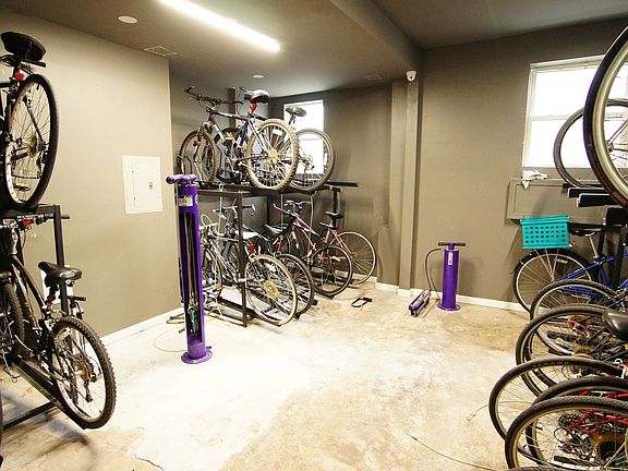 3rd image of 1627 N Humboldt Blvd APT 2F