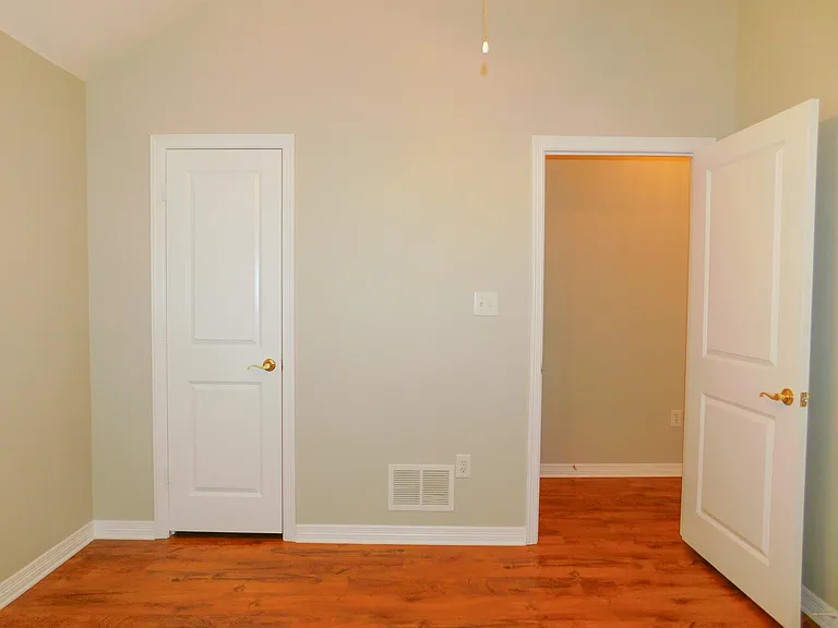 502 Hillcrest Ln — Photo 25