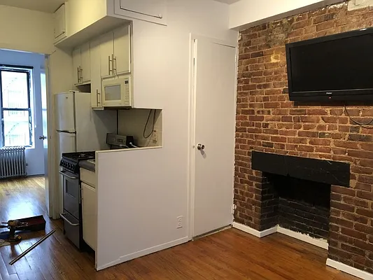 Rented by Best Apartments North Inc | media 28