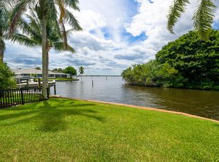 2748 NW Howard Creek Ln, Stuart, FL 34994
