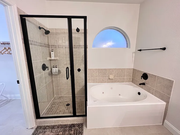 1217 Pine Ridge Rd — Photo 10