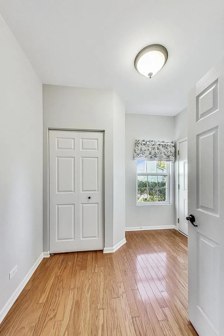 2 bed, 2.5 bath, 1791 sqft, $2,650 — Photo 2