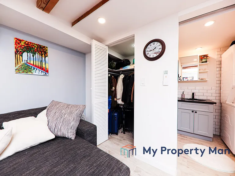 753 Monroe St #1 — Photo 14