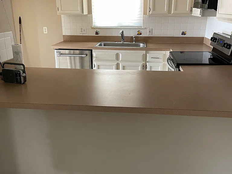 2724 Meadowstone Ct — Photo 4