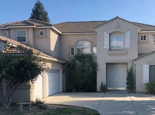 2435 E Soquel Cir, Fresno, CA