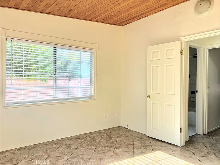 815 W Avenue H7 — Photo 26
