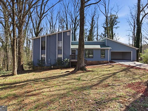 4th image of 296 Firecrest Ln