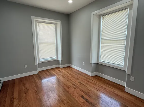 43 West St #2, Worcester, MA 01609