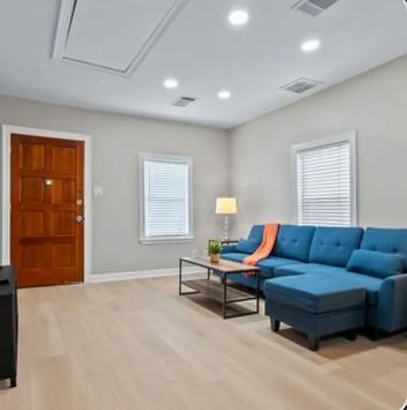 Open Concept Livingcroom- Opens to Kitchen and Eat-In kitchen area.