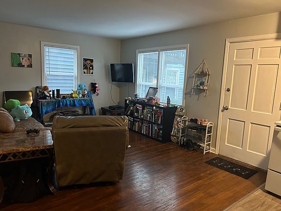 5th image of 1326 Barret Ave #11353151