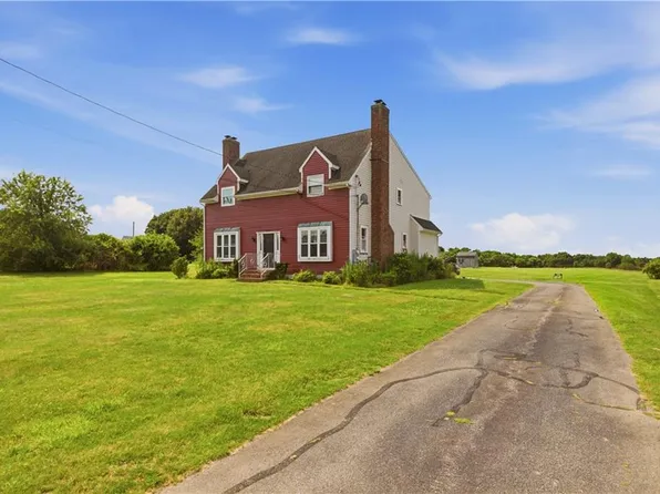 223 Oliphant Ln, Middletown, RI