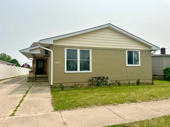 1625 W Main St, Ottawa, IL 61350