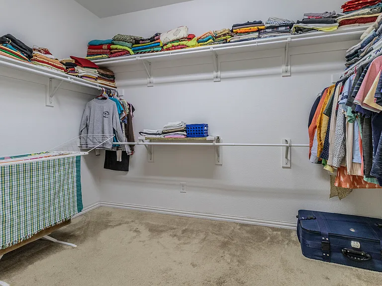 1109 Mist Flower Dr — Photo 32