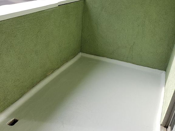 2nd image of 4015 Emerald St APT 1