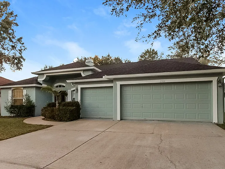 2304 Golf Manor Blvd — Photo 3