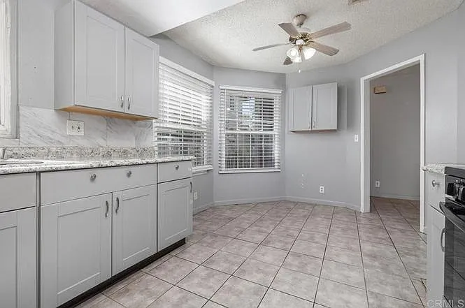 5 bed, 1700 sqft, $4,300 — Photo 1