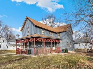 710 5th Ave, Sterling, IL 61081