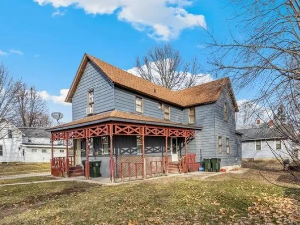 710 5th Ave, Sterling, IL 61081