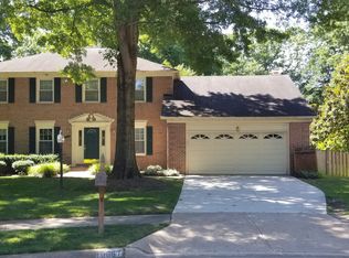 10067 Maclura Ct, Fairfax, VA 22032