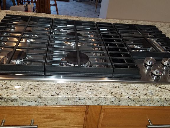 COOKTOP 5 BURNER IN ISLAND