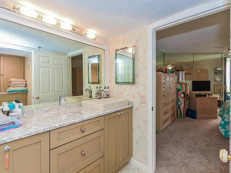 176 Helios Dr #308 — Photo 27