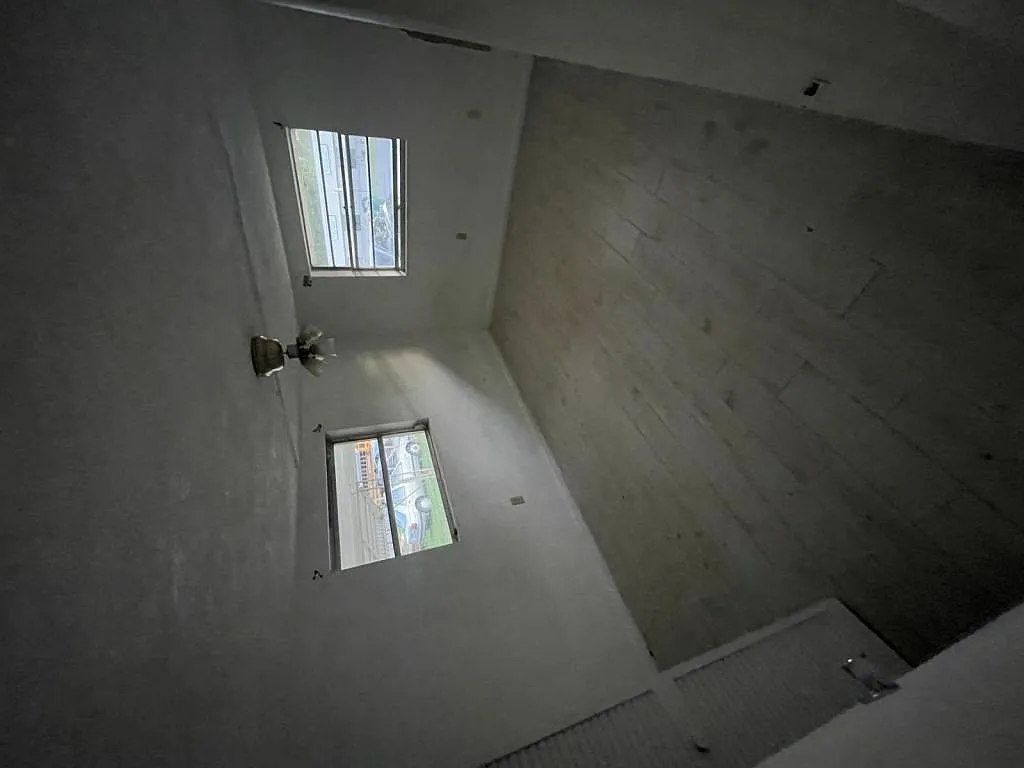 13 Regina Blvd — Photo 3