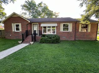 1407 Bel Aire Dr, Tullahoma, TN 37388