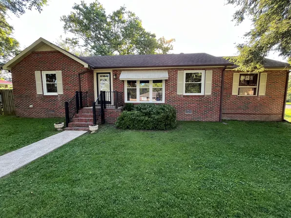 1407 Bel Aire Dr, Tullahoma, TN 37388