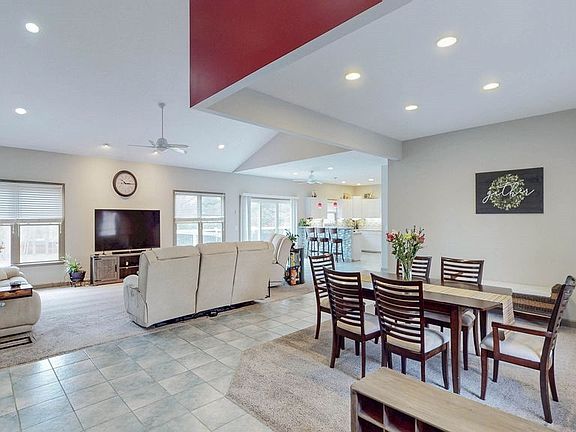 4th image of 1044 Ledgebrook Dr