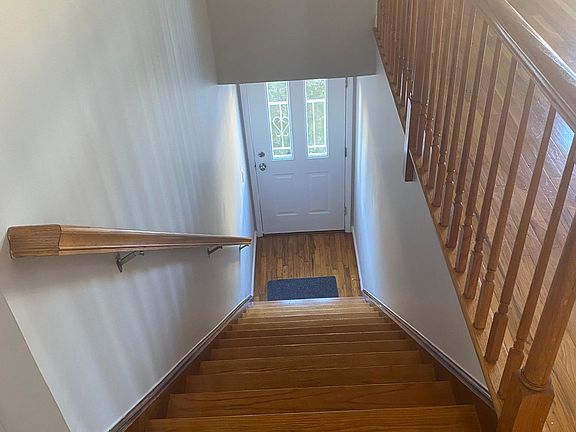 2nd floor walk up