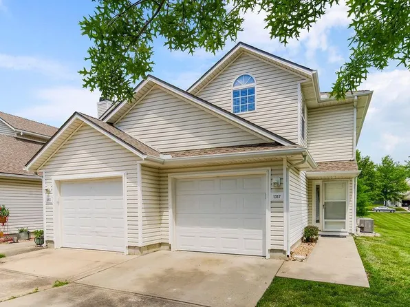 1317 SE Norwood Dr, Lees Summit, MO 64081
