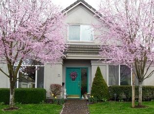 3375 Lake Glenn Dr, Eugene, OR 97408
