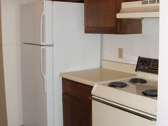 3rd image of 3632 Wyoming St APT 1A