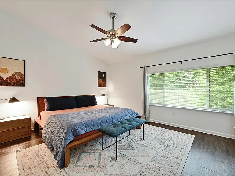 607 Old Stone Rd — Photo 19