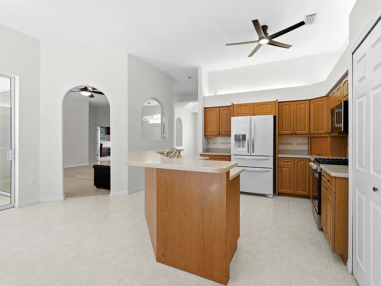 5217 Far Oak Cir — Photo 10