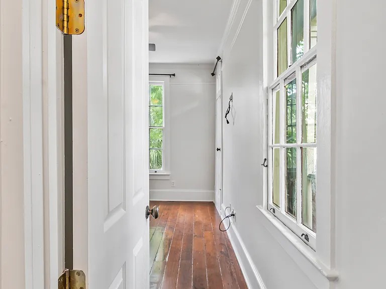 2217 Laurel St #4 — Photo 15