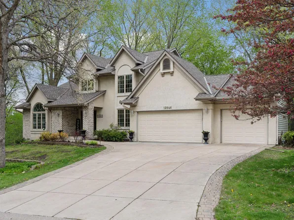 12846 Hialeah Path, Apple Valley, MN 55124