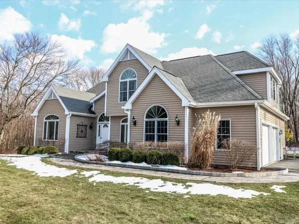 62 Washington Ridge Road, New Milford, CT 06776